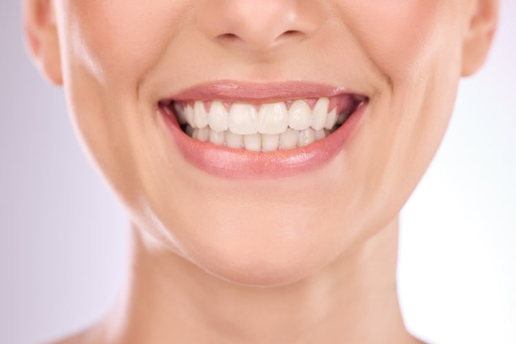How Teeth Whitening Kits Transform Your Smile